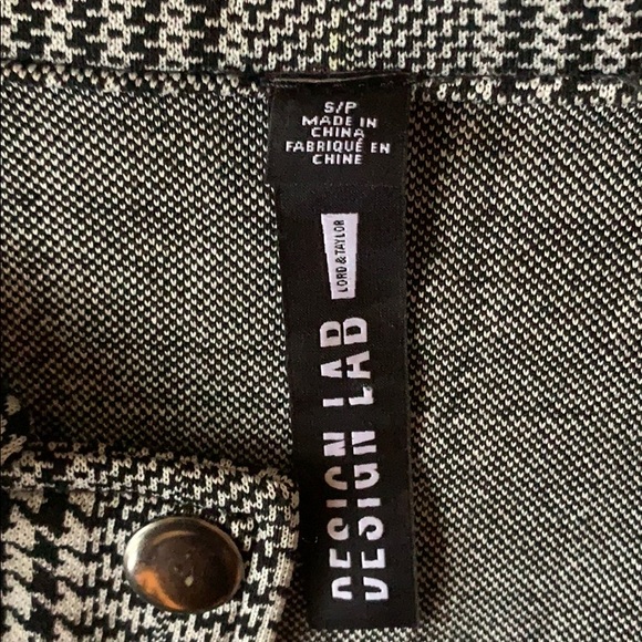 Houndstooth Print Crop Jacket - Picture 2 of 4